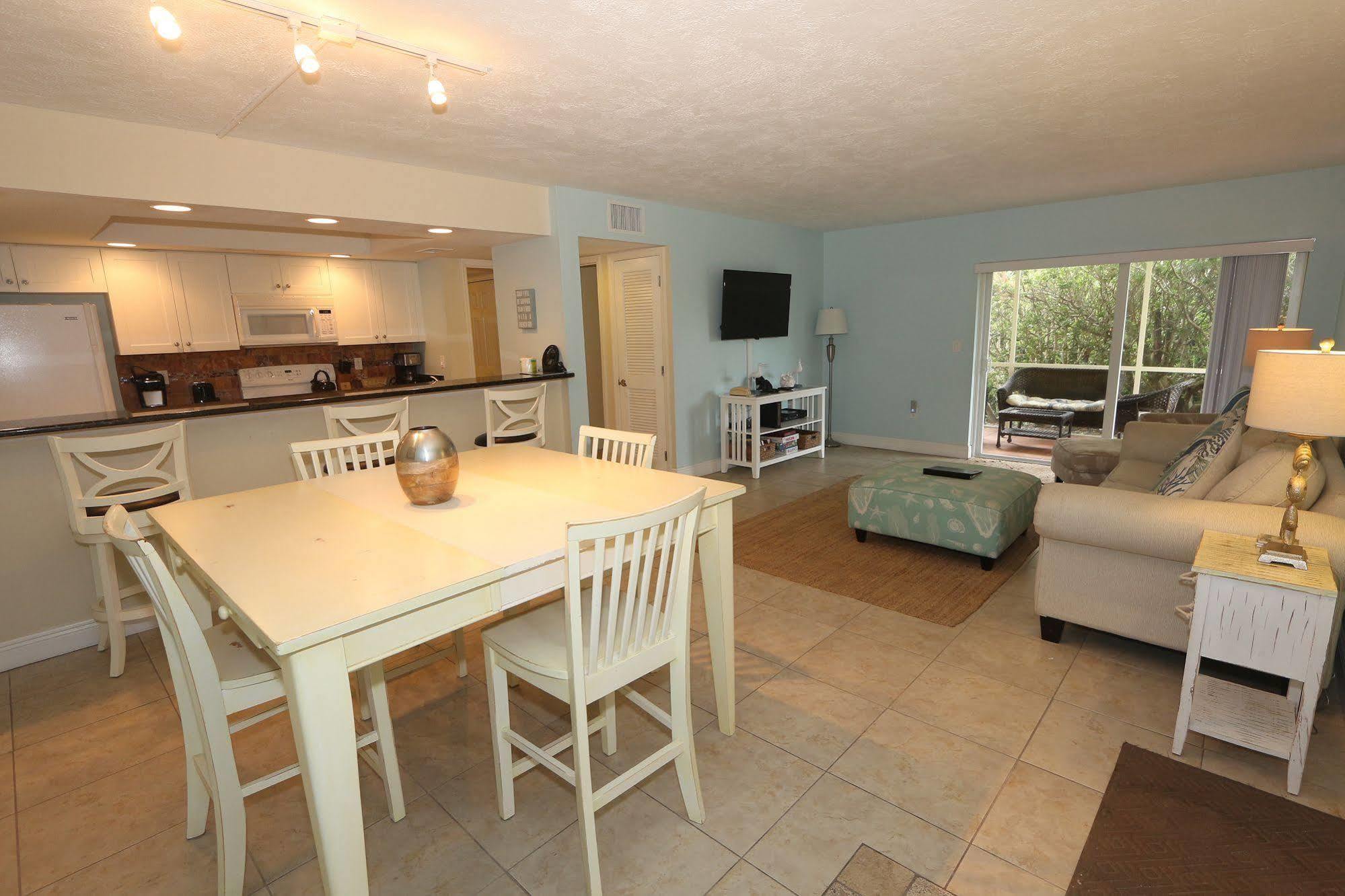 Beach Castle Resort By Rva Longboat Key Exterior foto