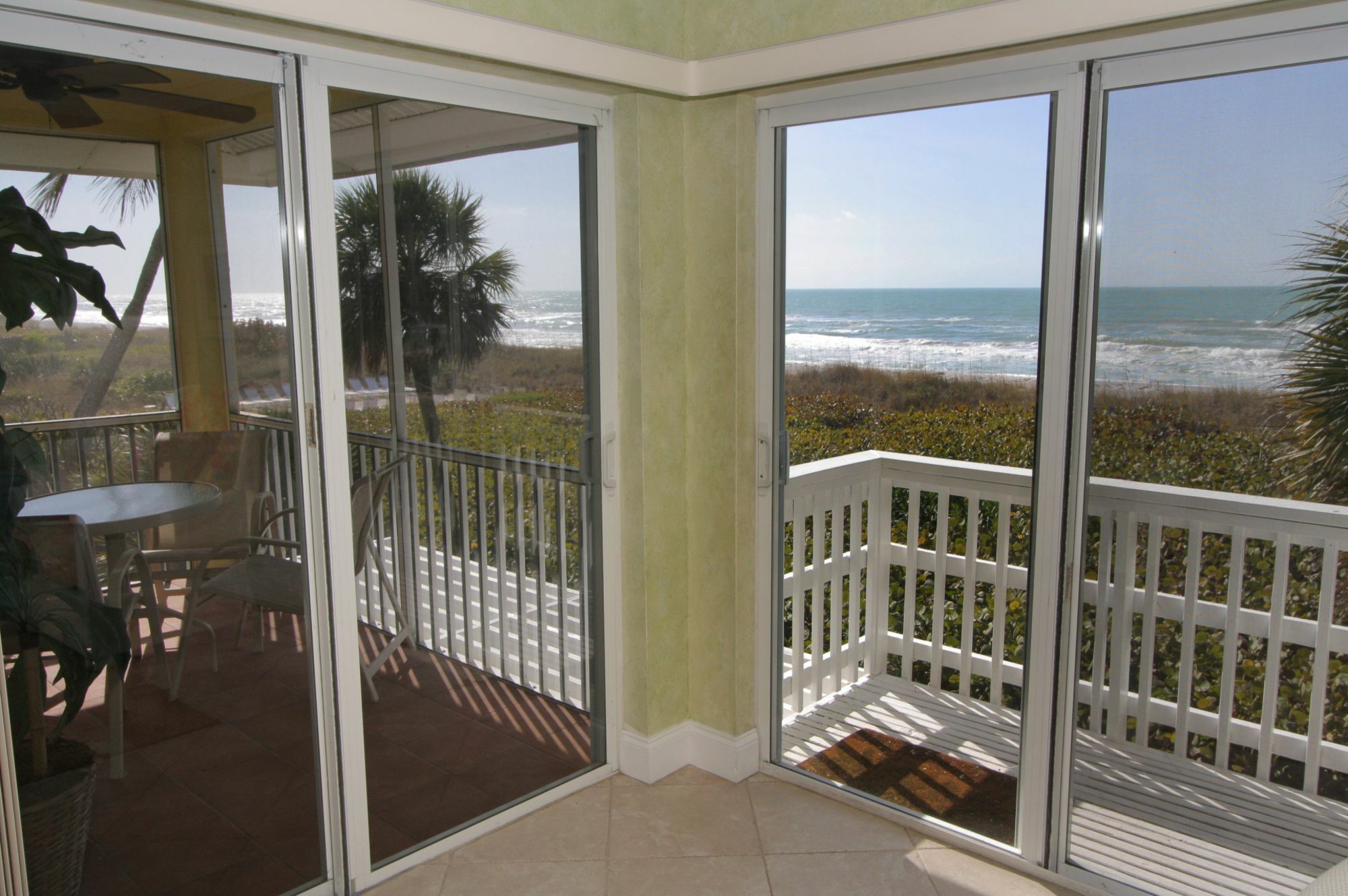 Beach Castle Resort By Rva Longboat Key Exterior foto